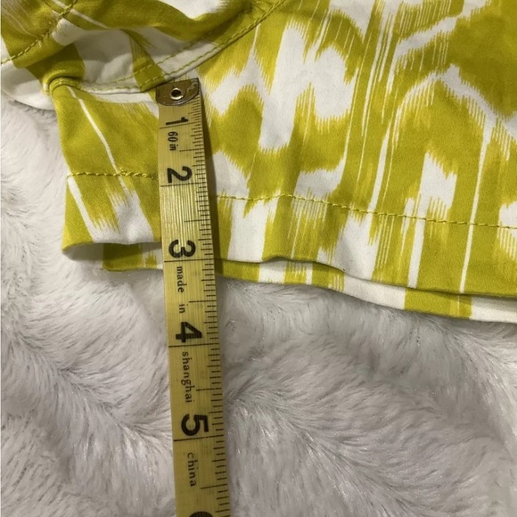 TRINA TURK Margarita Myrta Ikat Shorts Vacation Beach Cruise Sz 2 - Picture 8 of 8